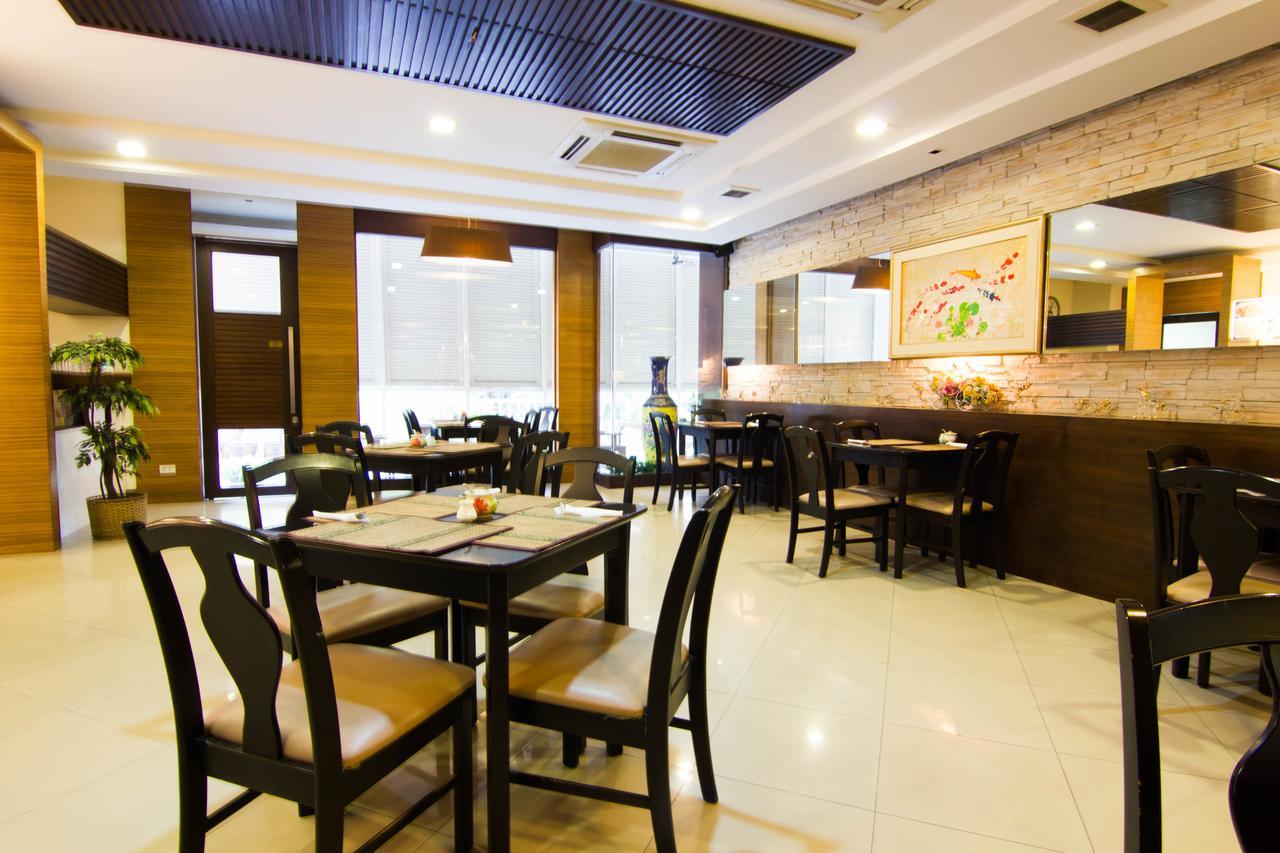 Zen Rooms Sukhumvit 81 Бангкок Екстер'єр фото