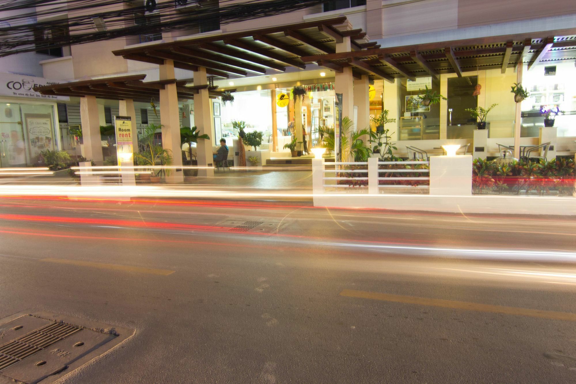 Zen Rooms Sukhumvit 81 Бангкок Екстер'єр фото
