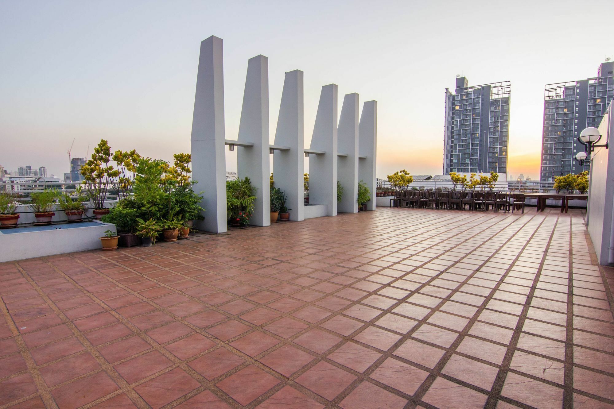 Zen Rooms Sukhumvit 81 Бангкок Екстер'єр фото